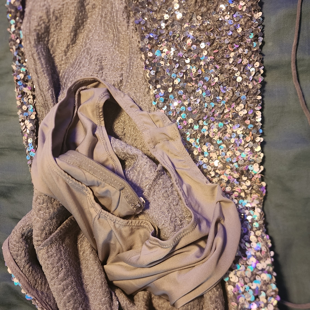 Fashion Nova Iridescent Sequin Backless Dress - Picture 5 of 6